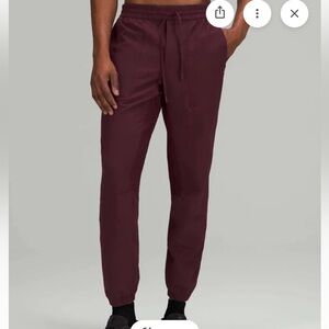 Lululemon Men’s License To Train Joggers — Burgundy